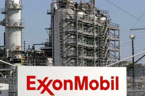Exxon Mobil поддержит Парижское соглашение, несмотря на решение Трампа
